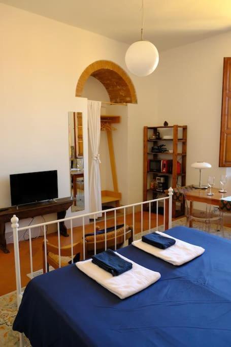 Romantic Suite Pise Extérieur photo