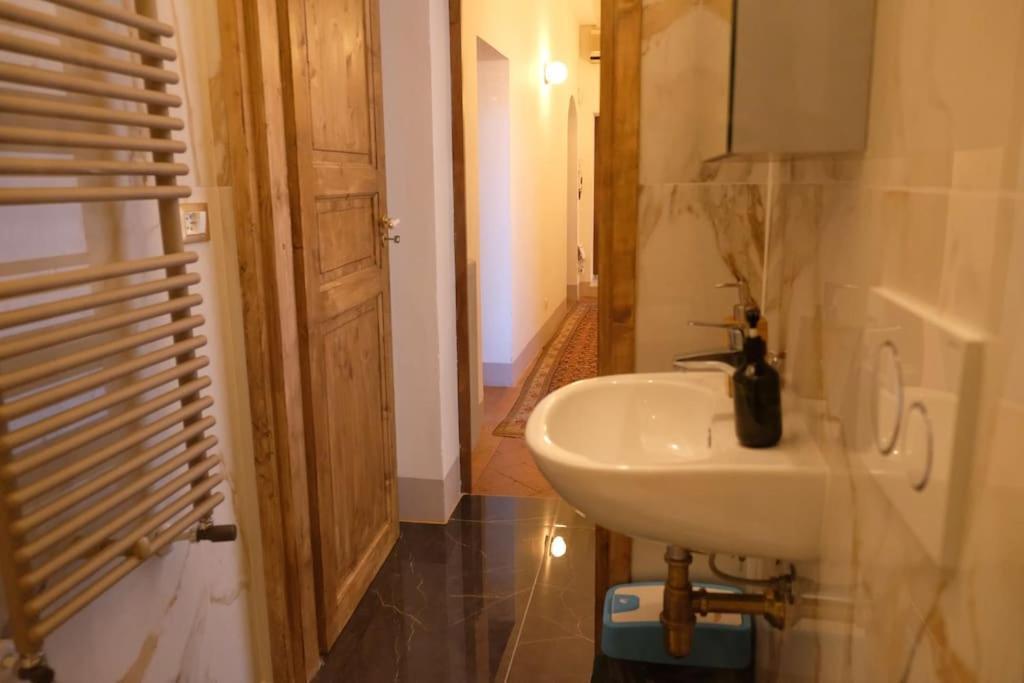 Romantic Suite Pise Extérieur photo
